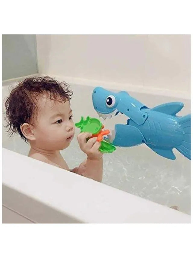 Little Fat Hugs Bath Toys in Shark Grabber